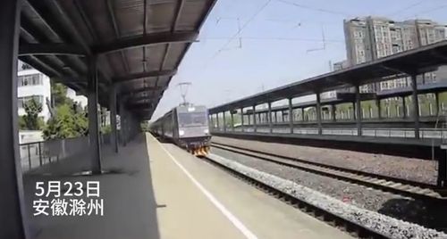 突發(fā)狀況 成都西至上海k1158次列車緊急反向停靠